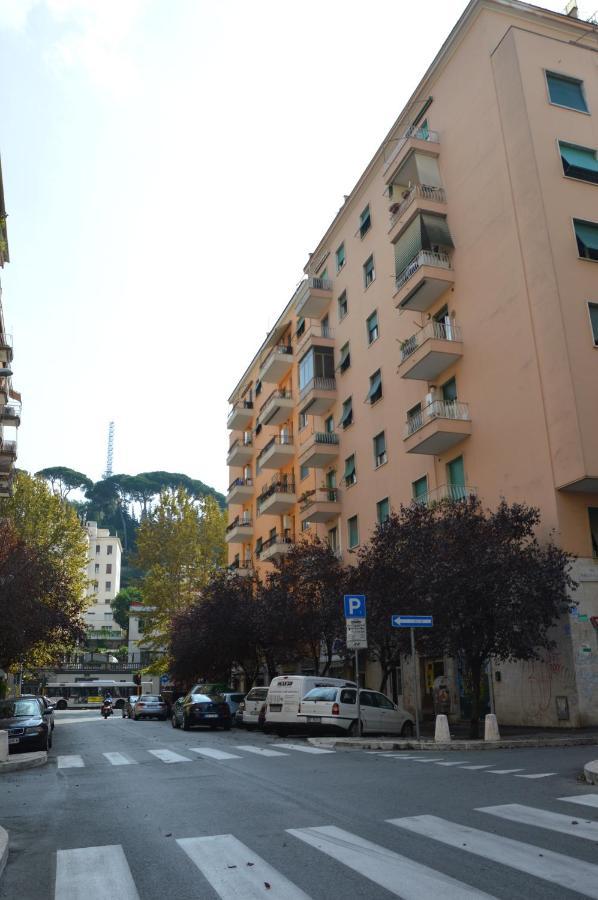B&B Ad Maiora Roma Bagian luar foto