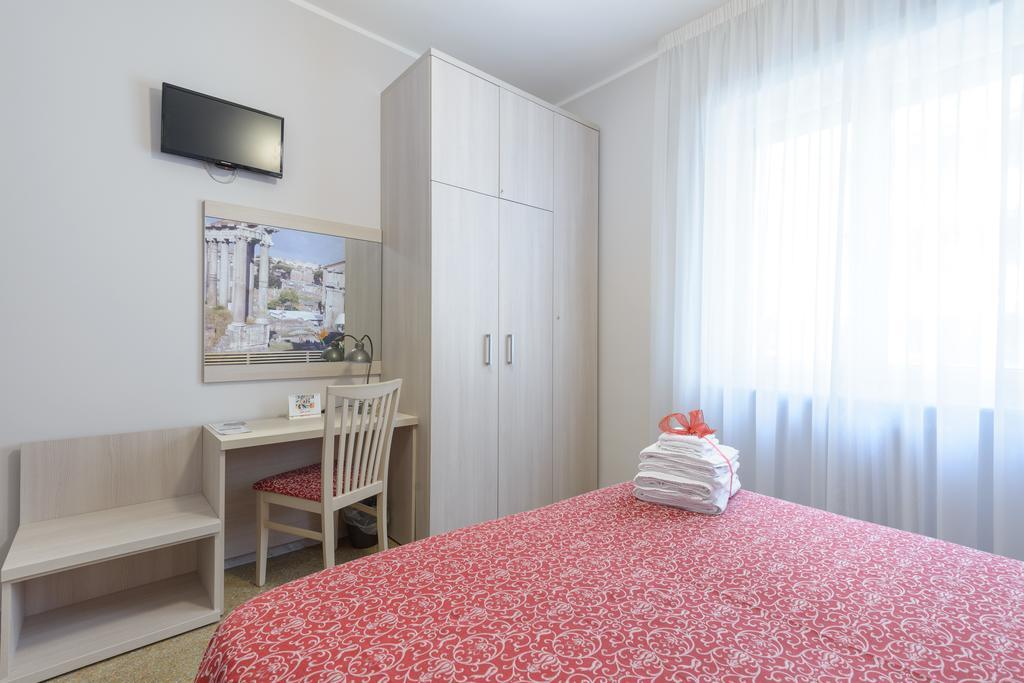 B&B Ad Maiora Roma Ruang foto